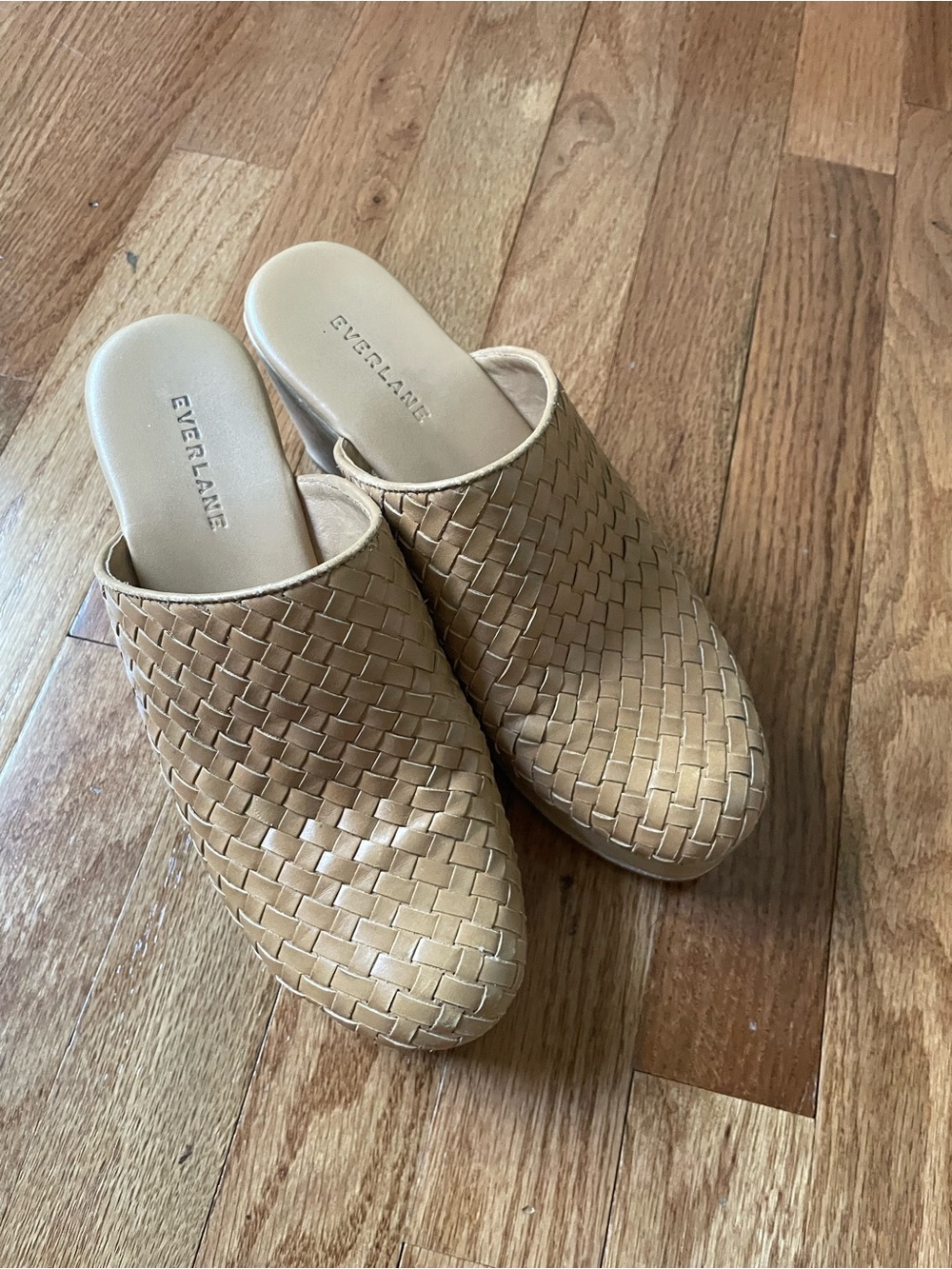 EVERLANE The Clog Woven Leather Wooden Mule Tan Camel Brown Neutral Size 8.5